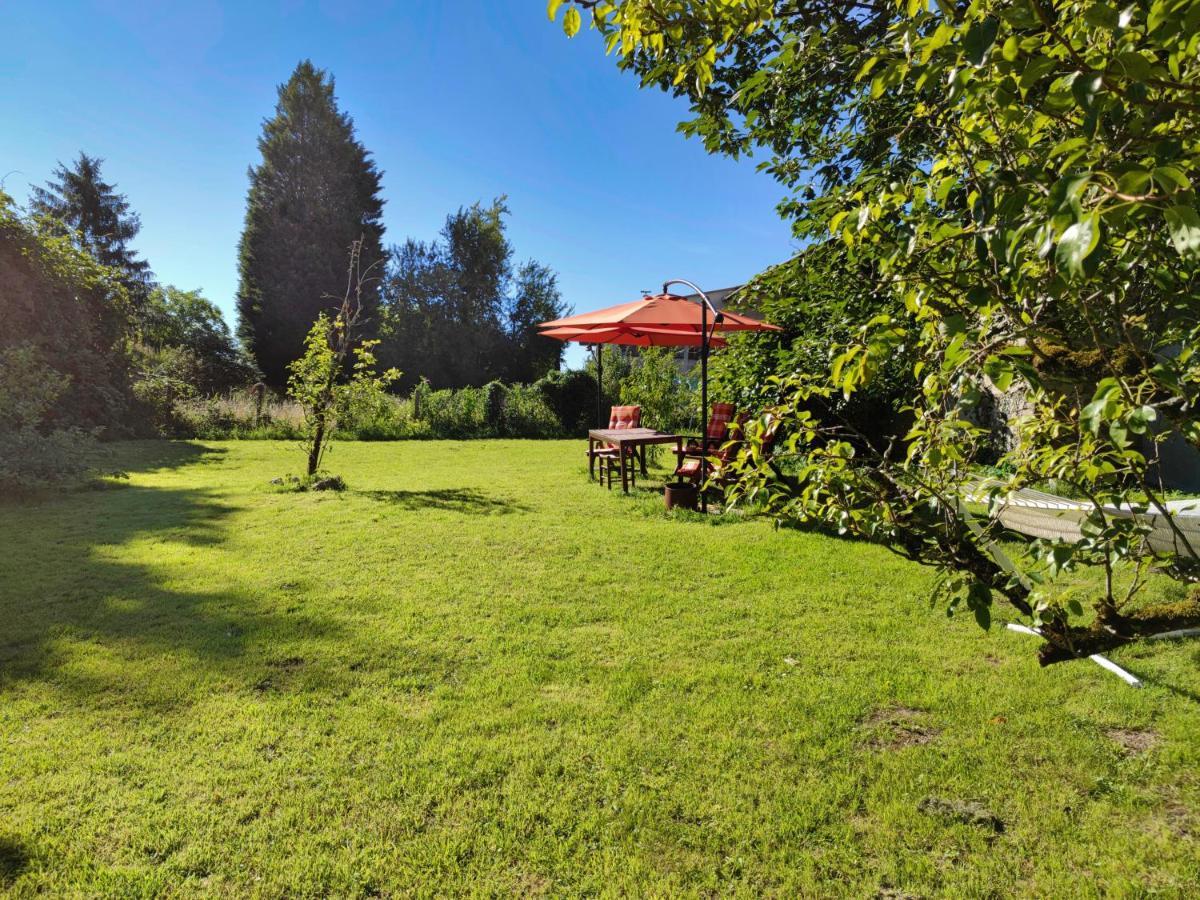Number 22 - Le Dorat - Apartment One With Garden & Free Parking Bagian luar foto